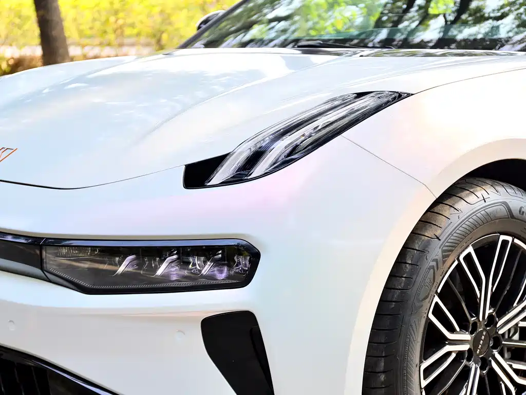 ZEEKR EXTREME KRYPTON 001