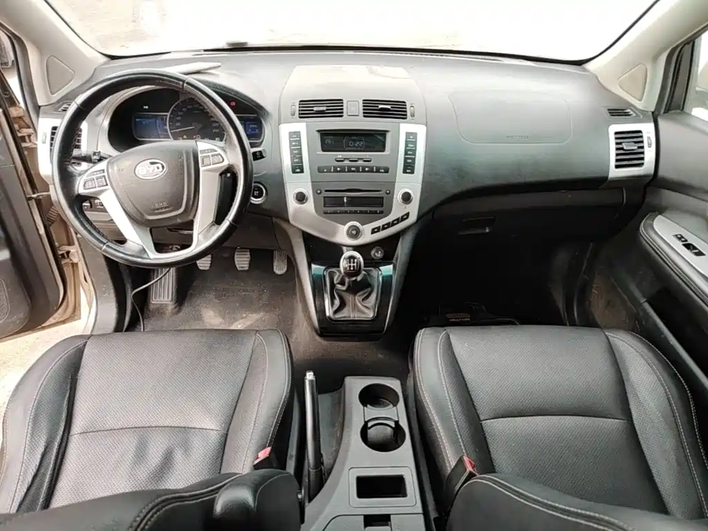 BYD S6 — миниатюра 10
