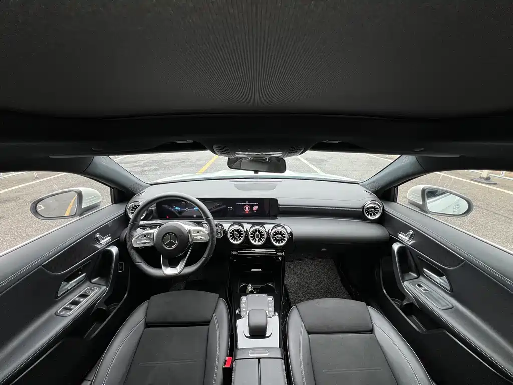 Mercedes-Benz A-Class — миниатюра 8