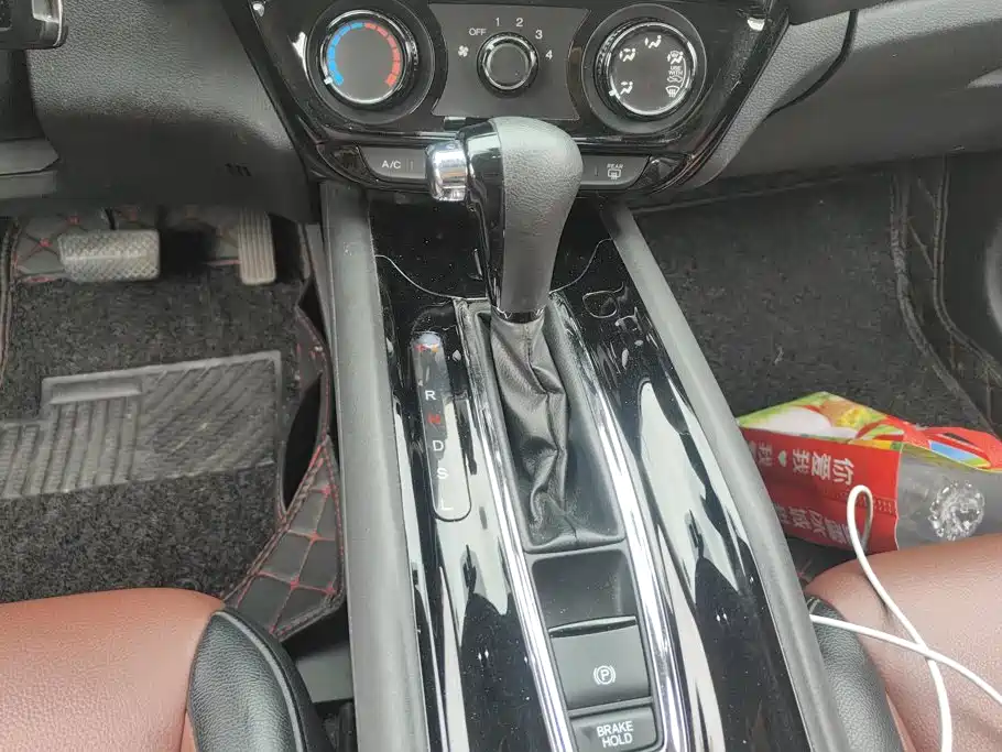 Honda Vezel — миниатюра 16