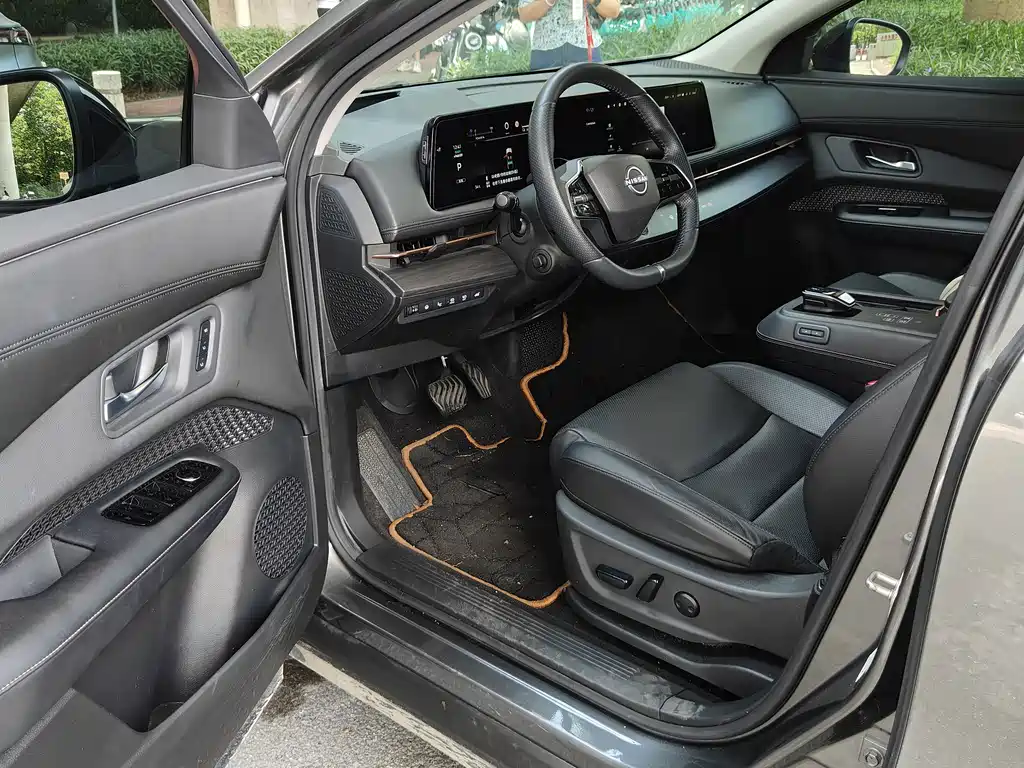Nissan Ariya — миниатюра 10