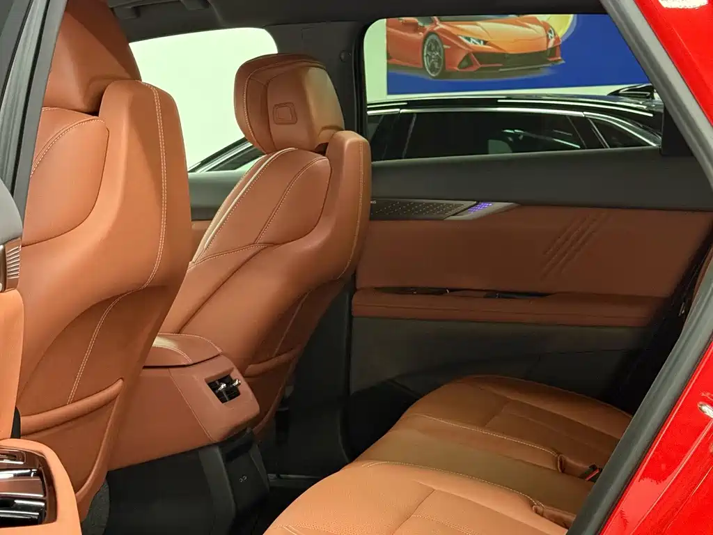 Cadillac IQ — миниатюра 5
