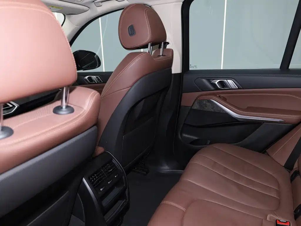 BMW X5 (Import) — миниатюра 18