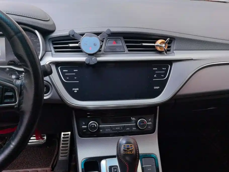 Geely Emgrand GS — миниатюра 13