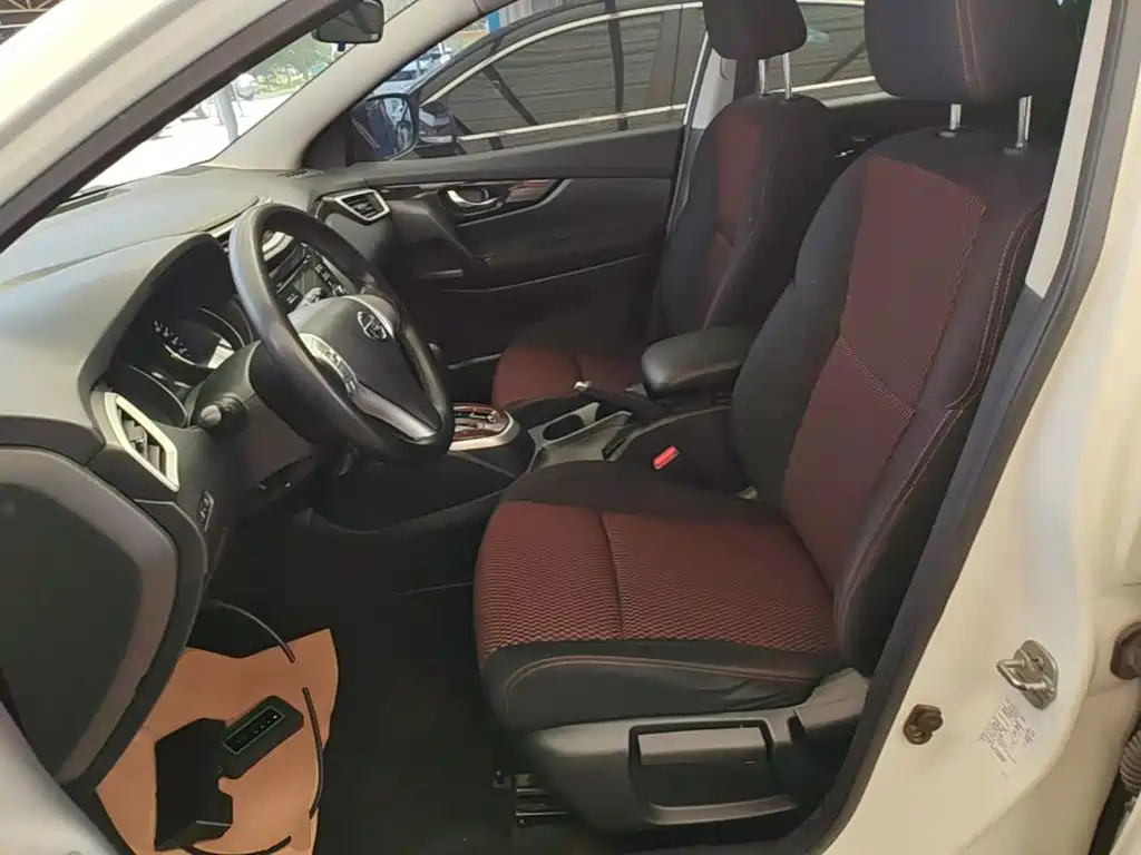 Nissan Qashqai — миниатюра 15