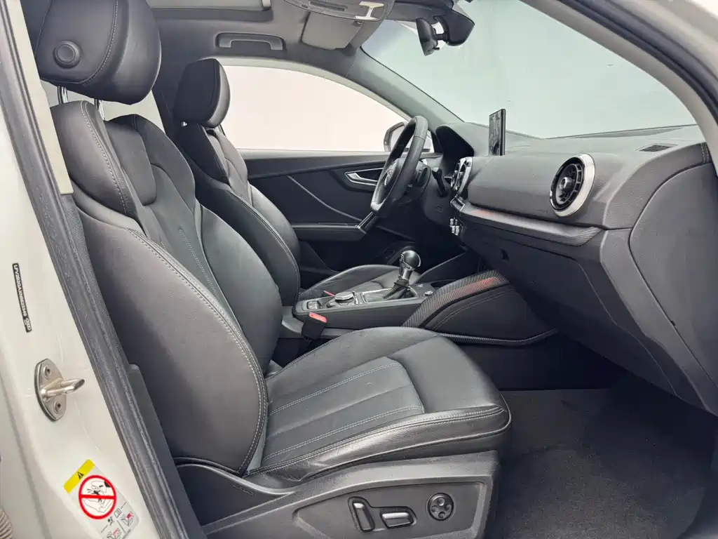 Audi Q2L — миниатюра 10
