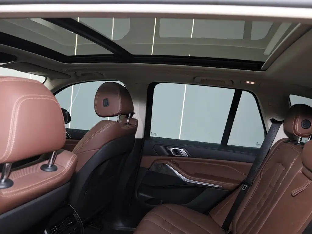 BMW X5 (Import) — миниатюра 24