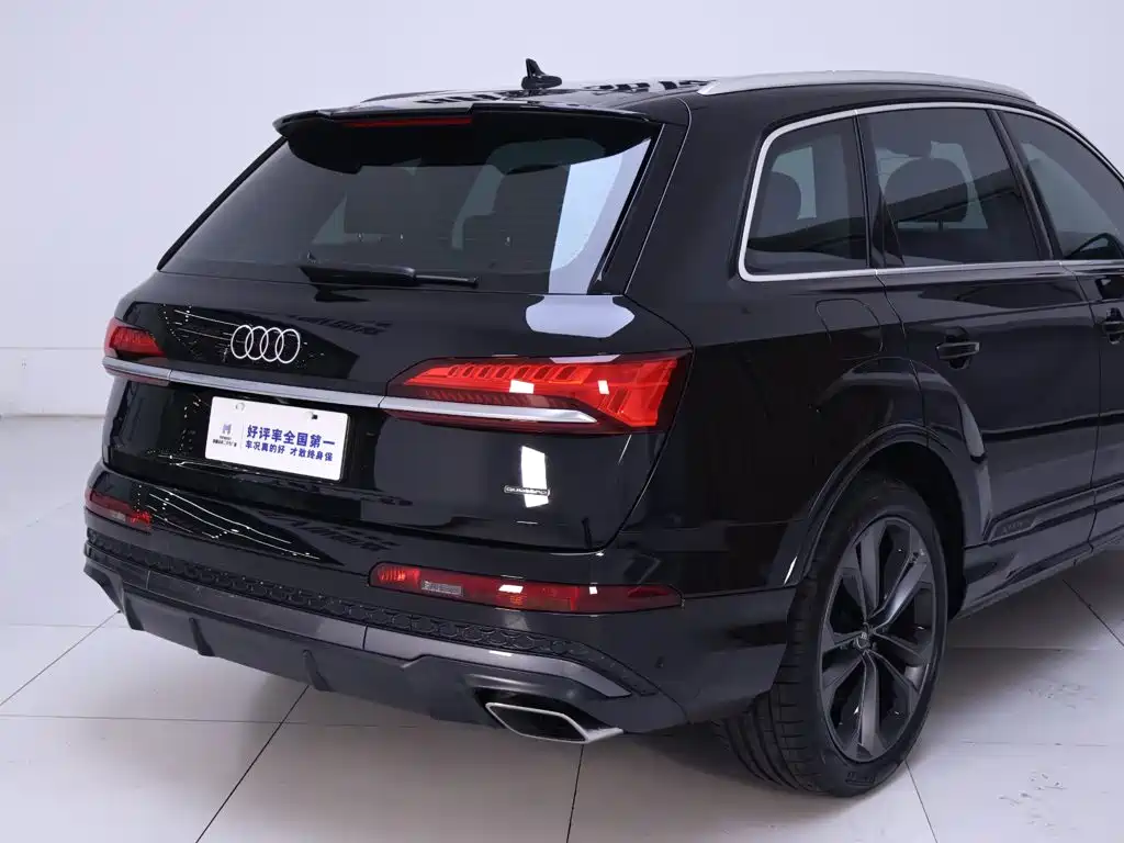 Audi Q7 — миниатюра 8