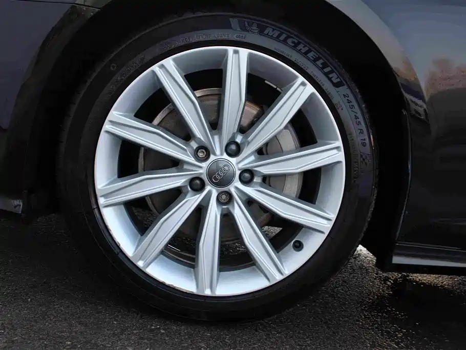 Audi A6L — миниатюра 11