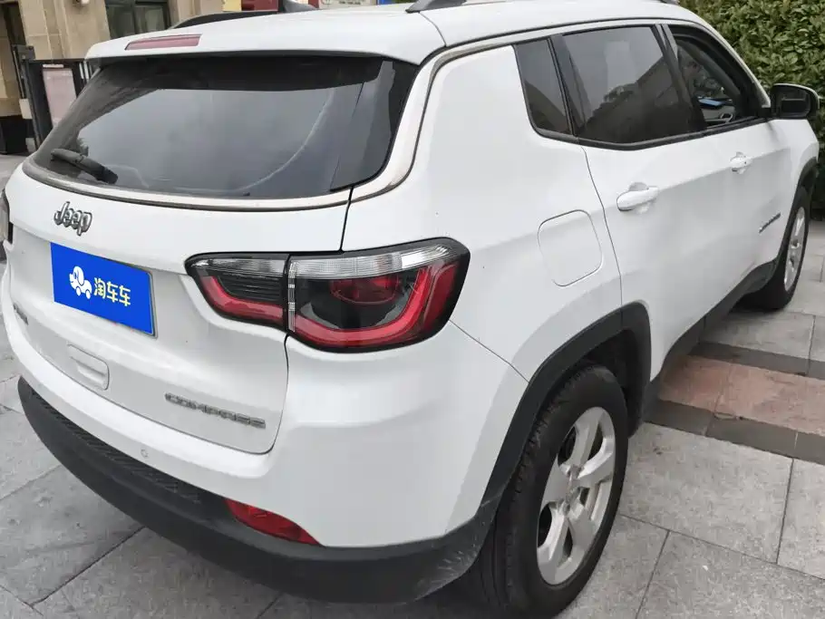 Jeep Compass — миниатюра 3