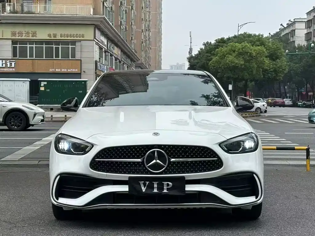 Mercedes-Benz C-Class — миниатюра 3