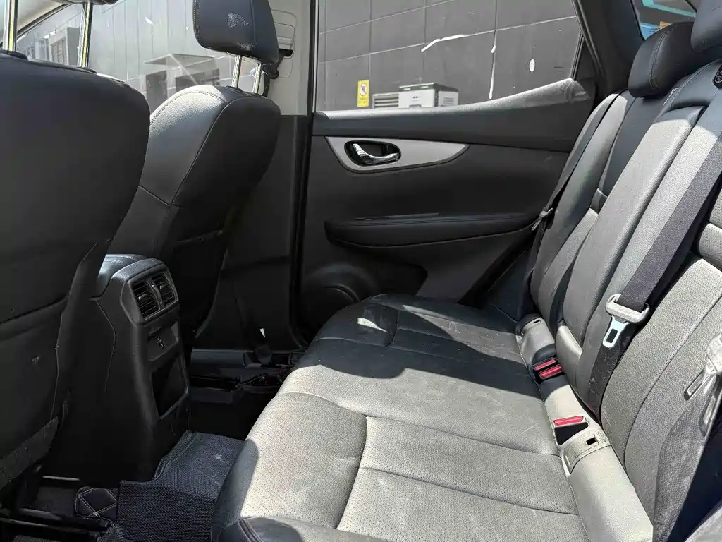 Nissan Qashqai 2021 2.0L CVT Luxury