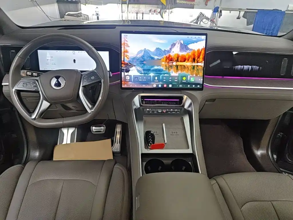 Denza N9 2025 Flagship