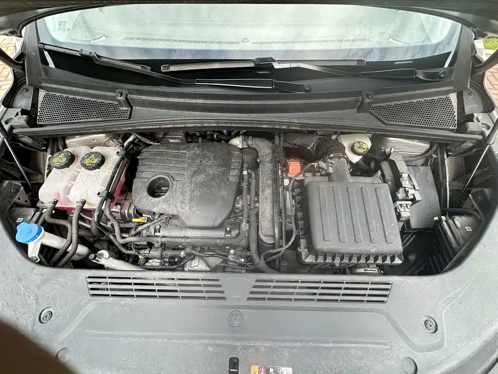 Roewe iMAX8 New Energy — миниатюра 16
