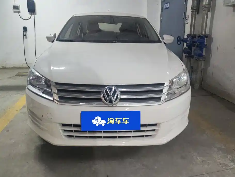Volkswagen Santana — миниатюра 2