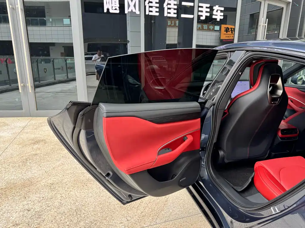 Xiaomi SU7 — миниатюра 31