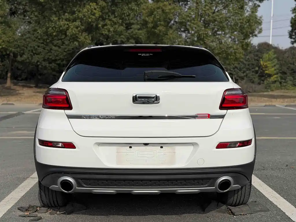 Qoros Qoros 3 — миниатюра 6
