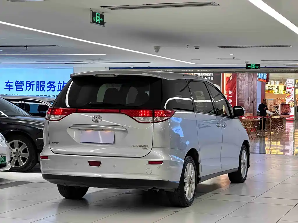 Toyota Previa 2012 2.4L 7 Luxury