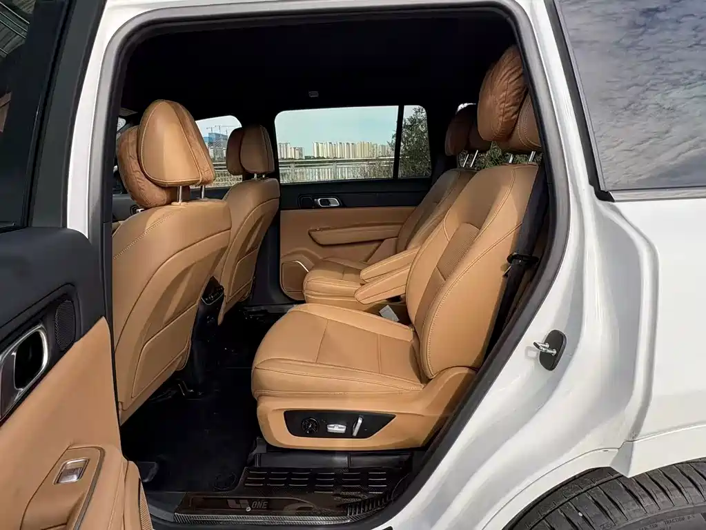 Li Auto Li ONE — миниатюра 10