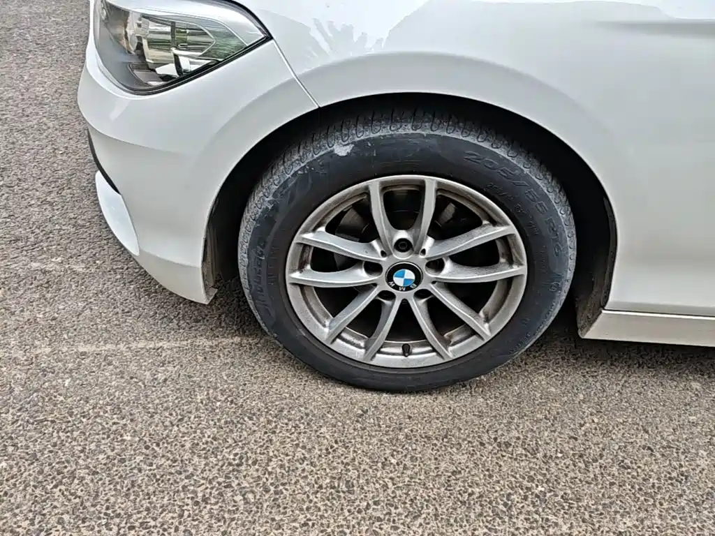 BMW 1 Series (Import) — миниатюра 23