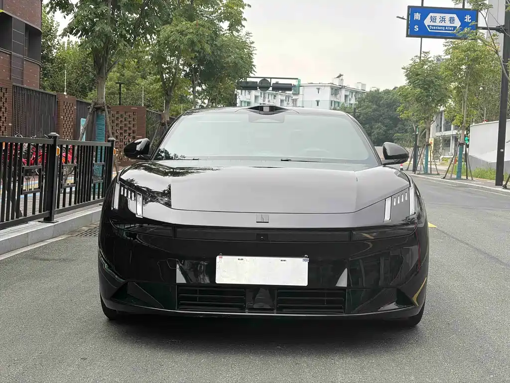 Lynk & Co Z10 — миниатюра 2