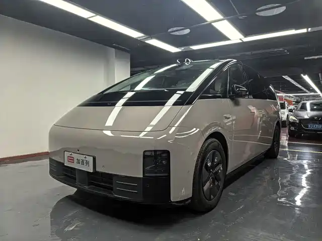 IDEAL CAR IDEAL MEGA 2024