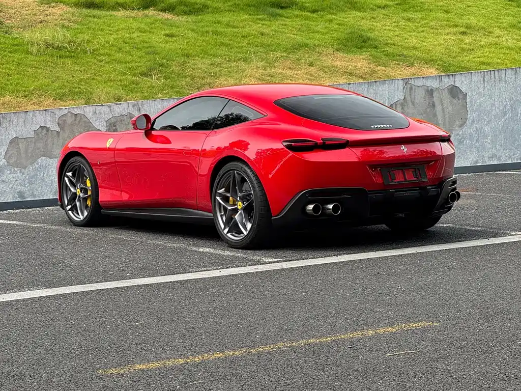 Ferrari Roma — миниатюра 9