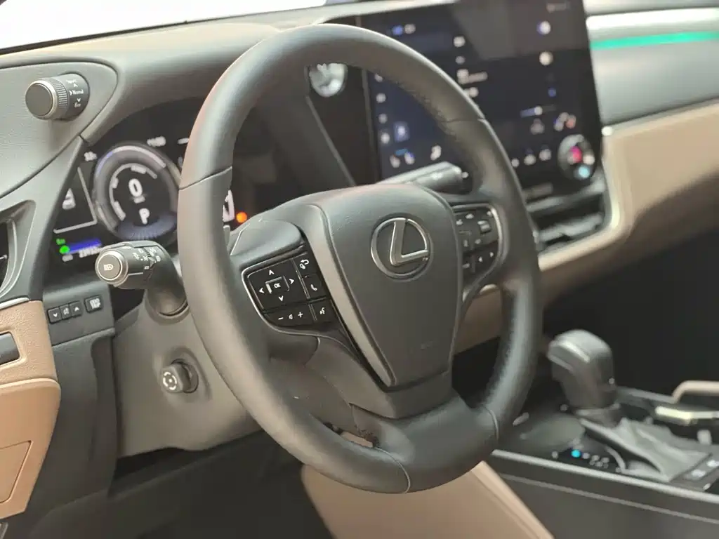 Lexus ES — миниатюра 7