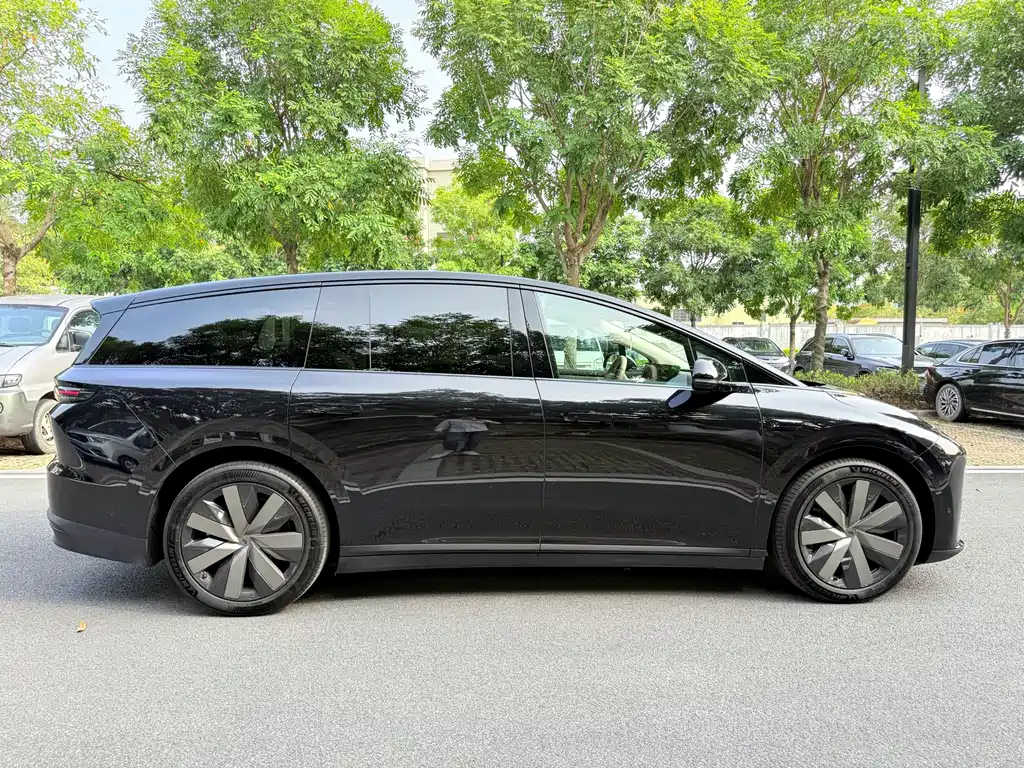 Li Auto Li i8 — миниатюра 4