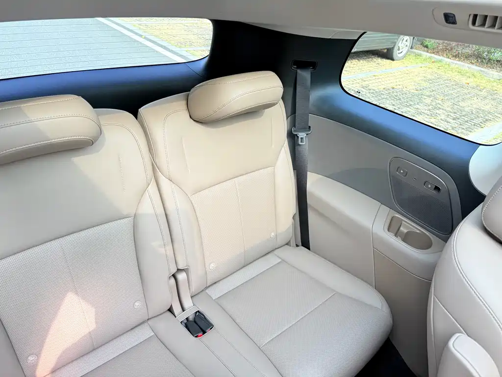 Li Auto Li i8 — миниатюра 19