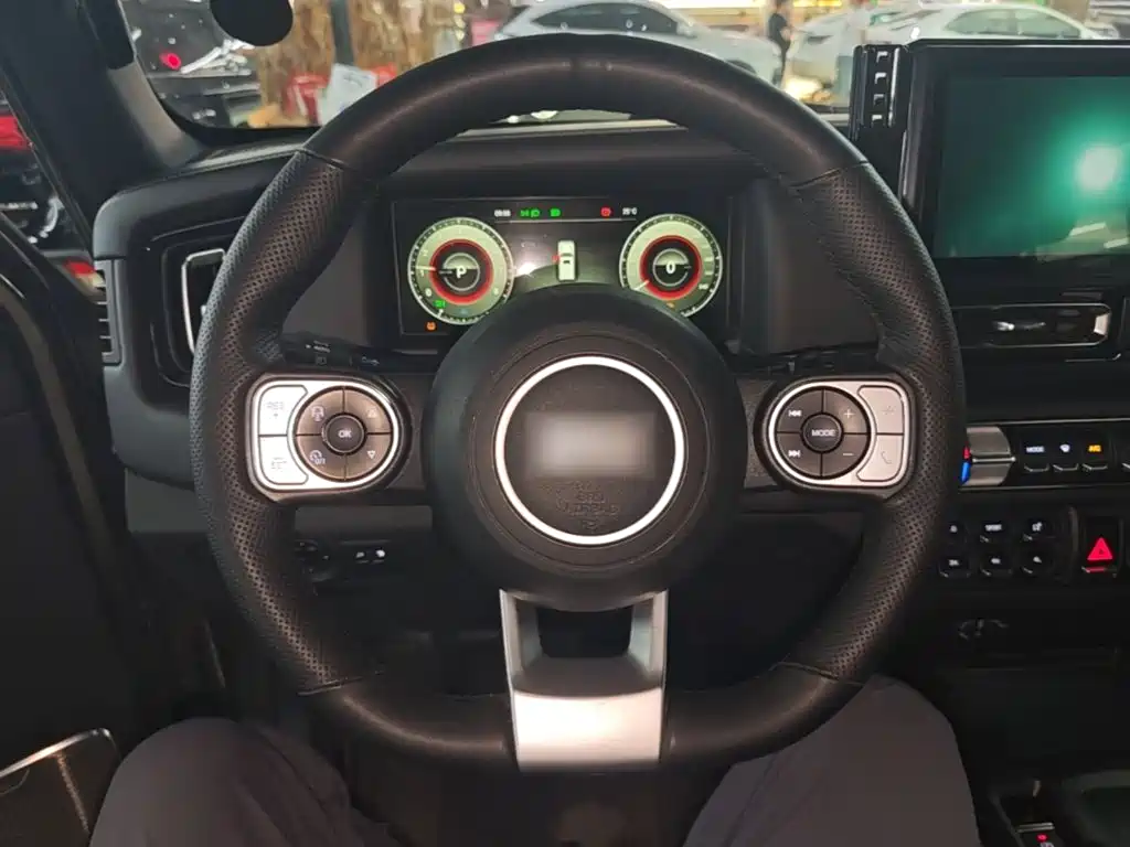 212 212 T01 — миниатюра 11