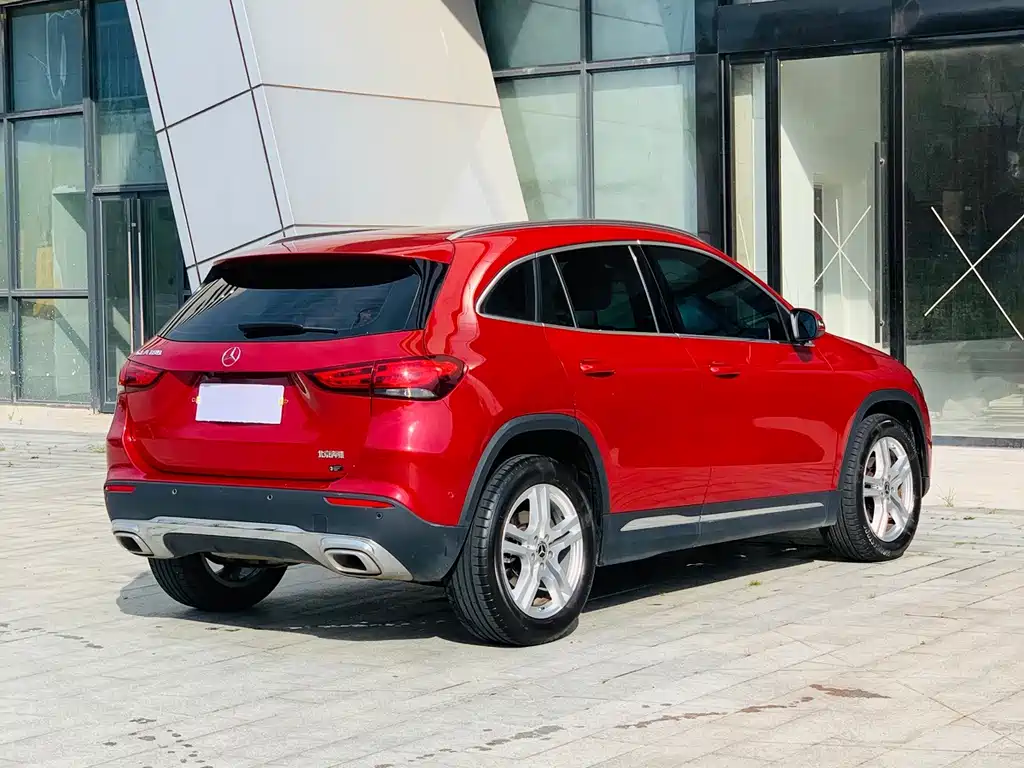Mercedes-Benz GLA — миниатюра 7