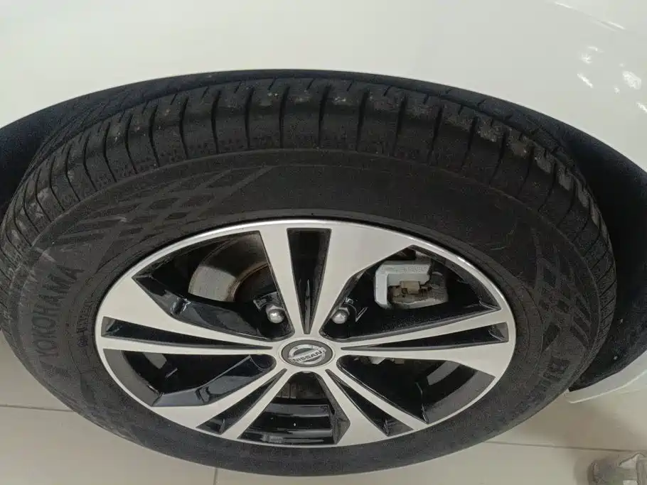 Nissan Sylphy — миниатюра 5