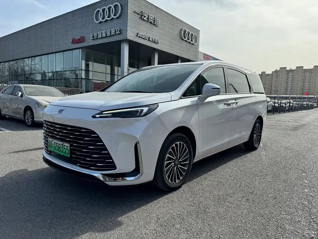 BUICK GL8 NEW ENERGY