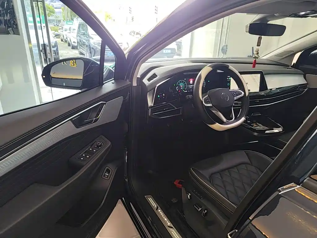 Volkswagen Talagon — миниатюра 16