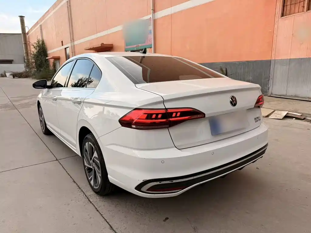 Volkswagen Bora — миниатюра 6