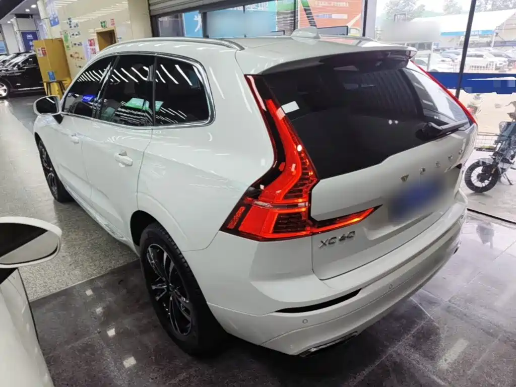 Volvo XC60 — миниатюра 5