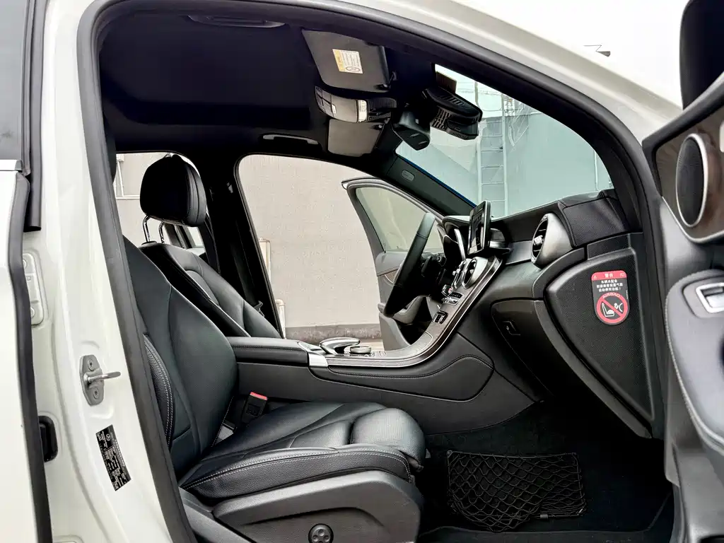 Mercedes-Benz GLC — миниатюра 21