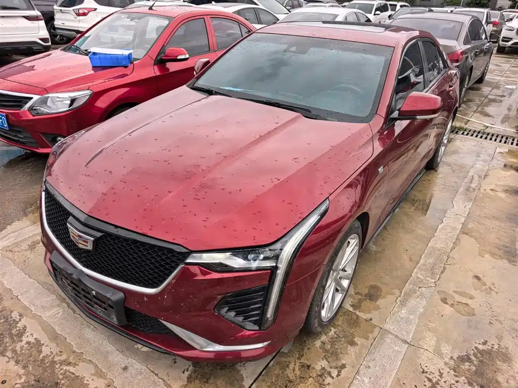 Cadillac CT4 2021