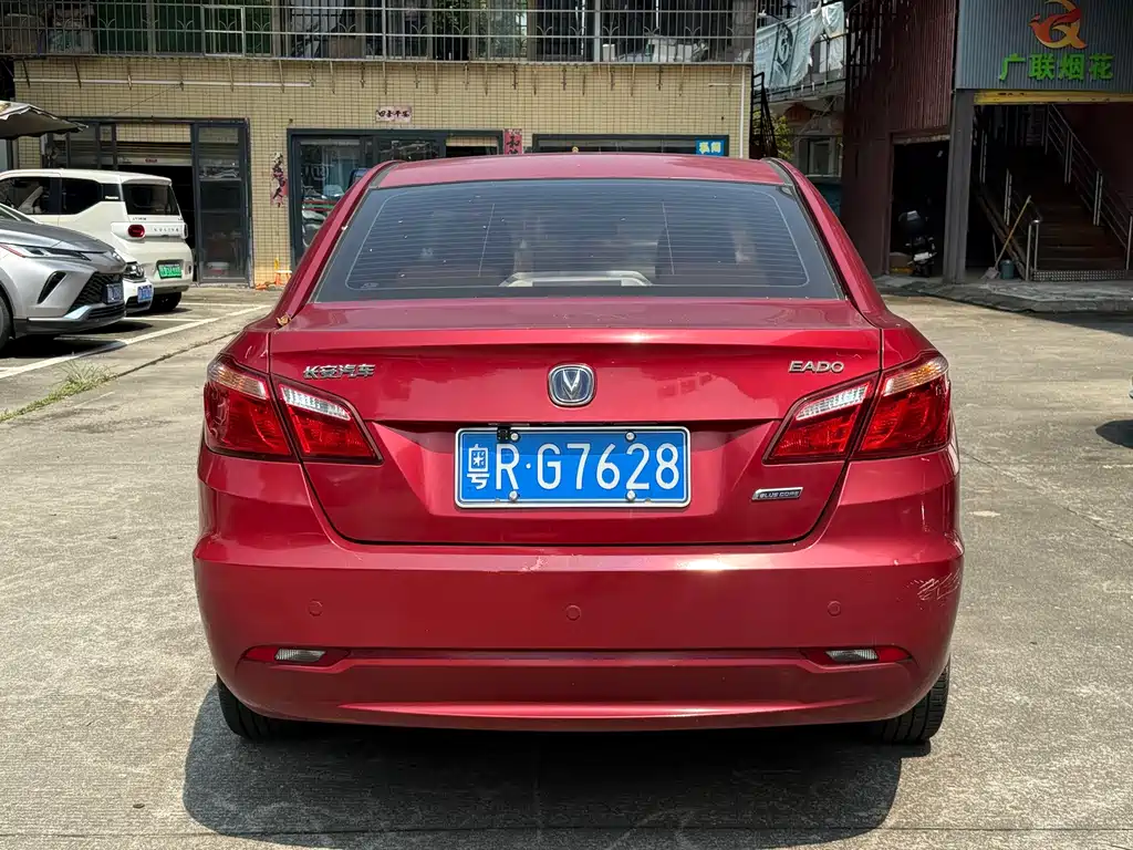 Changan Eado — миниатюра 5