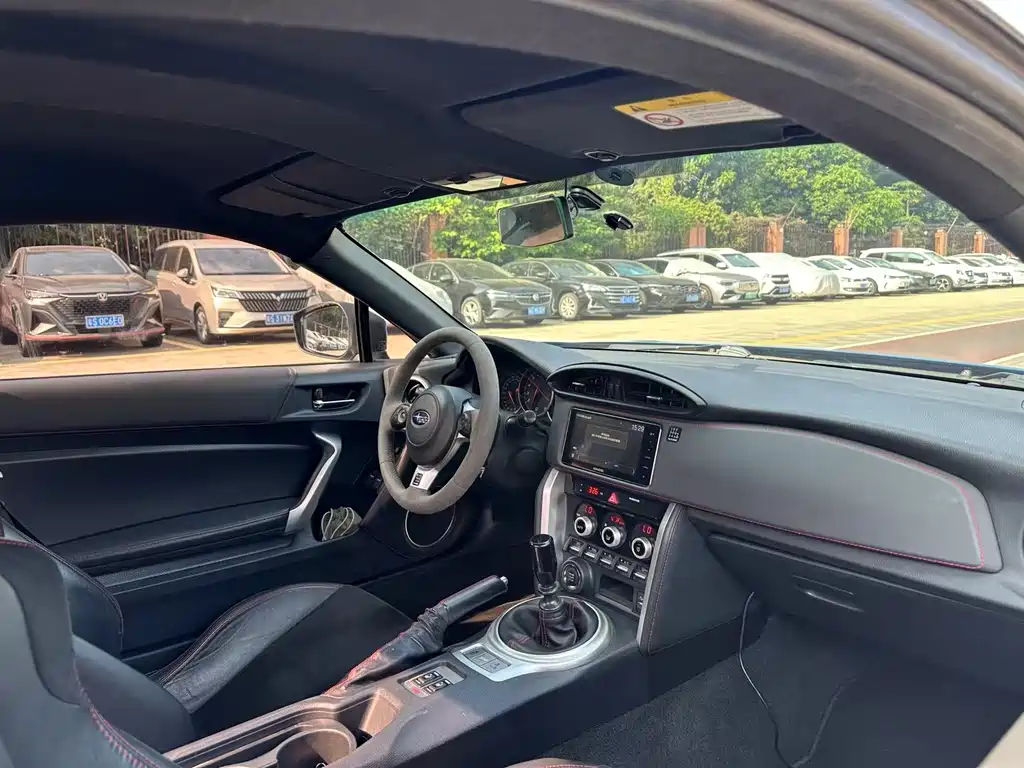Subaru BRZ — миниатюра 4