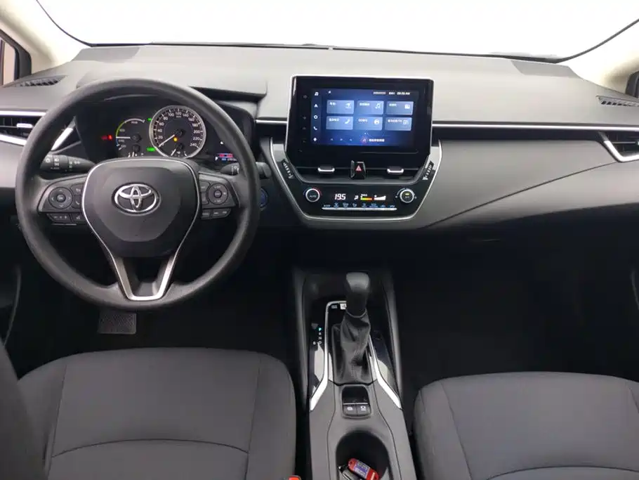 Toyota Corolla — миниатюра 12