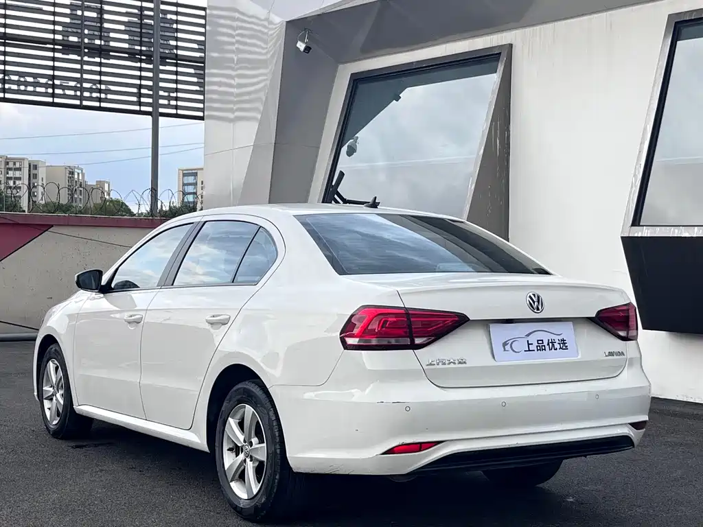Volkswagen Lavida — миниатюра 13