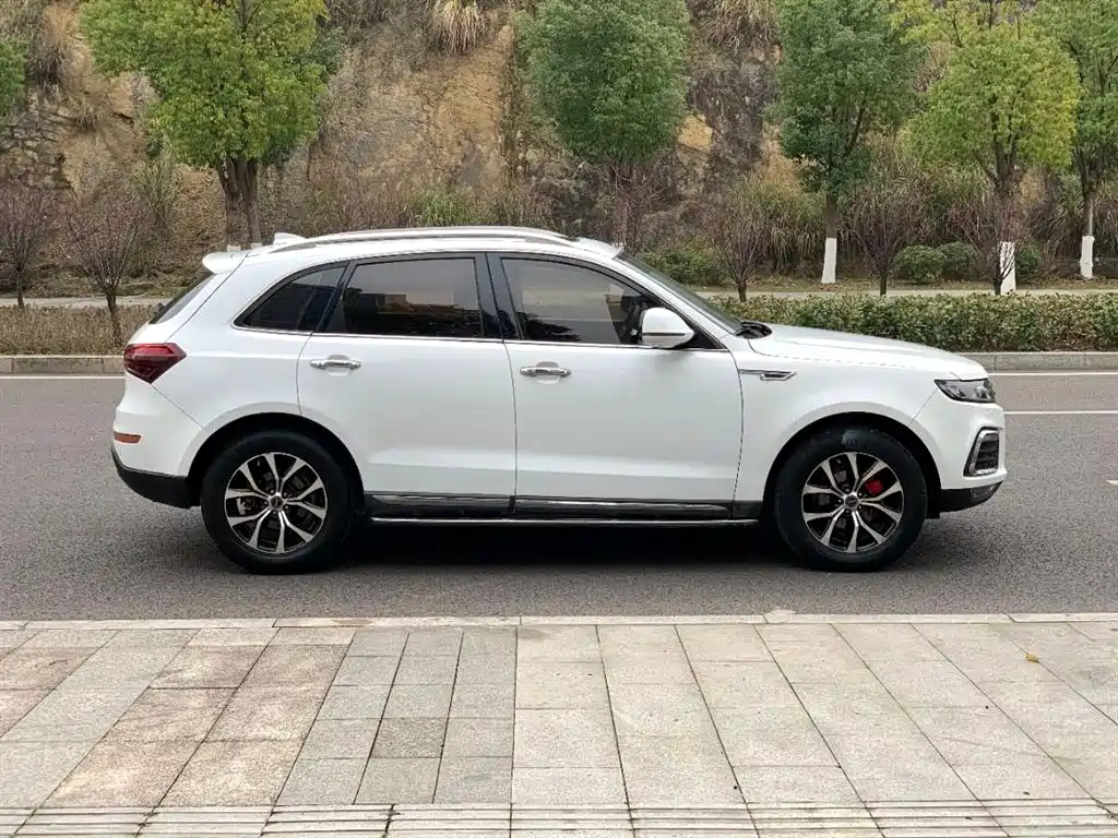 ZOTYE T600