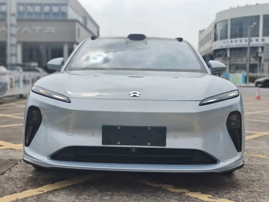 NIO ET5T — миниатюра 2