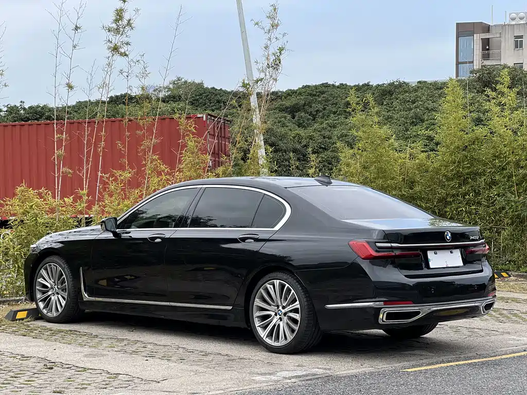 BMW 7 Series 7 2019 740Li Lead Luxury