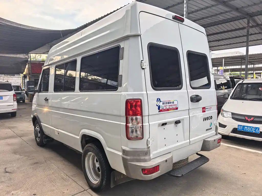 IVECO Daily — миниатюра 5