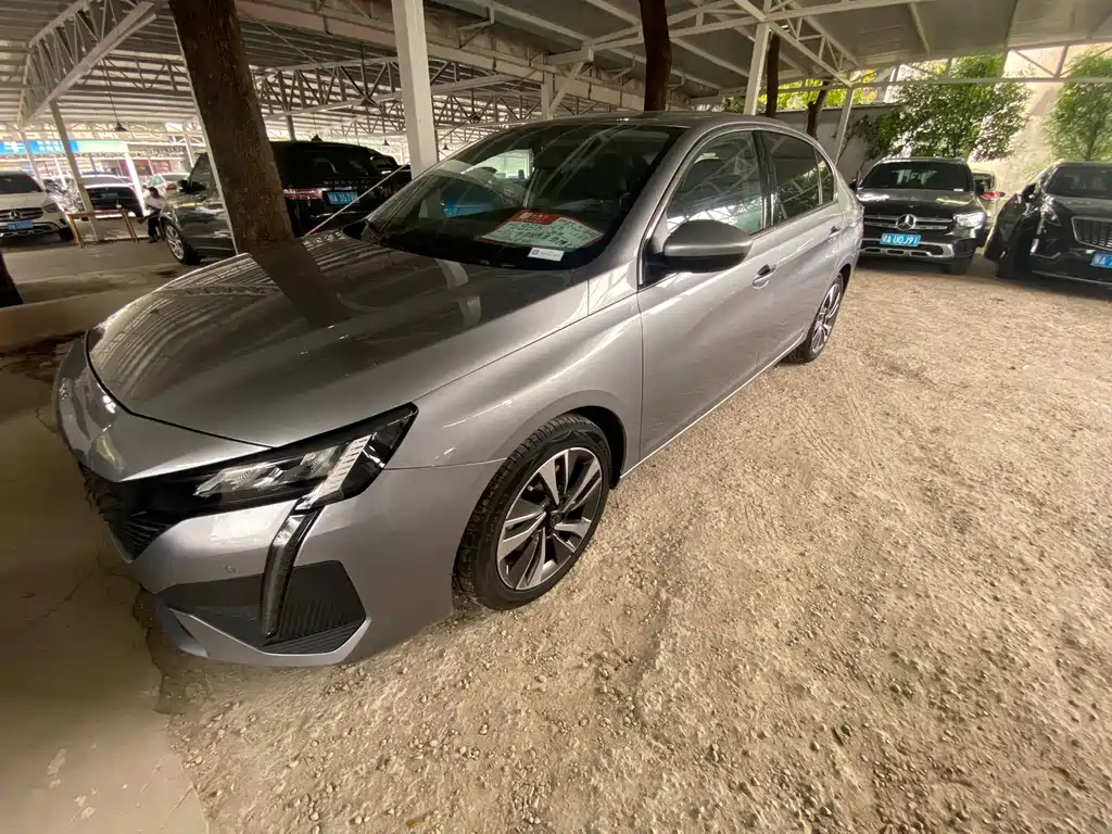 Peugeot 408 — миниатюра 2