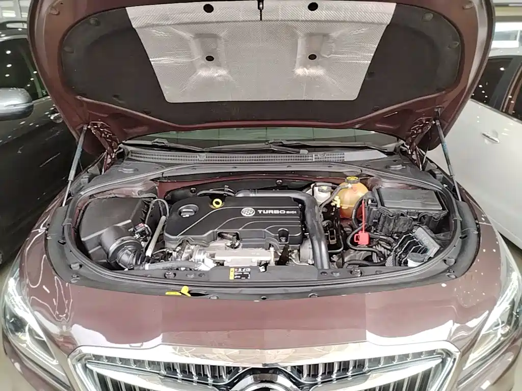 Buick LaCrosse — миниатюра 20