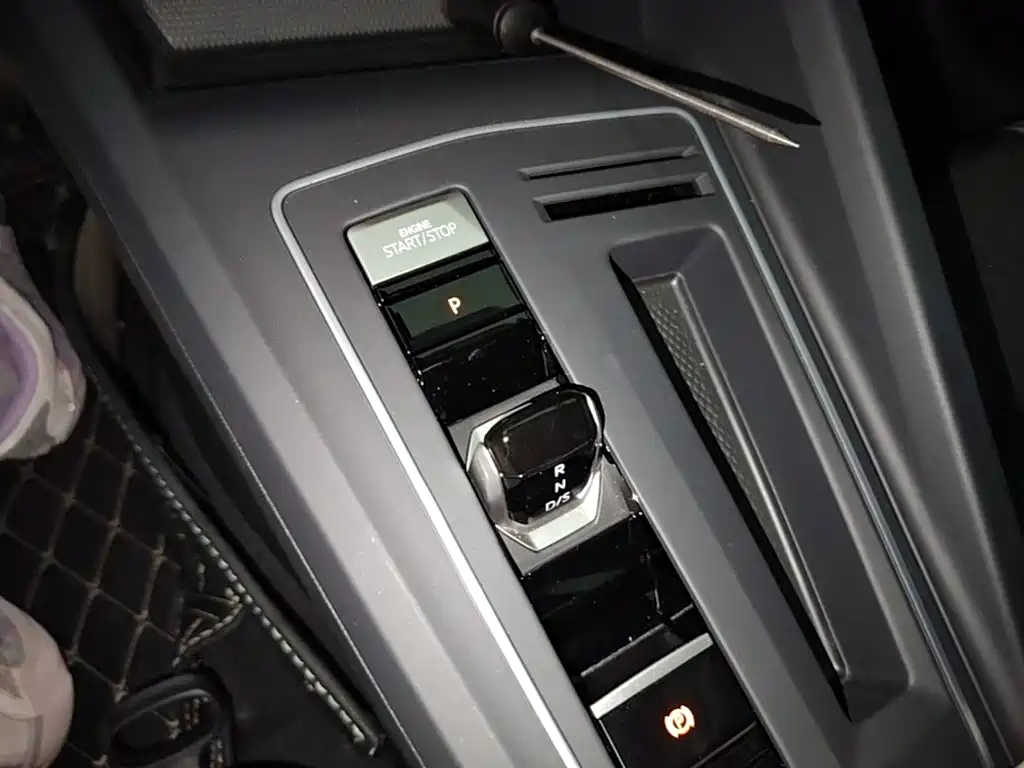 Volkswagen Golf — миниатюра 14